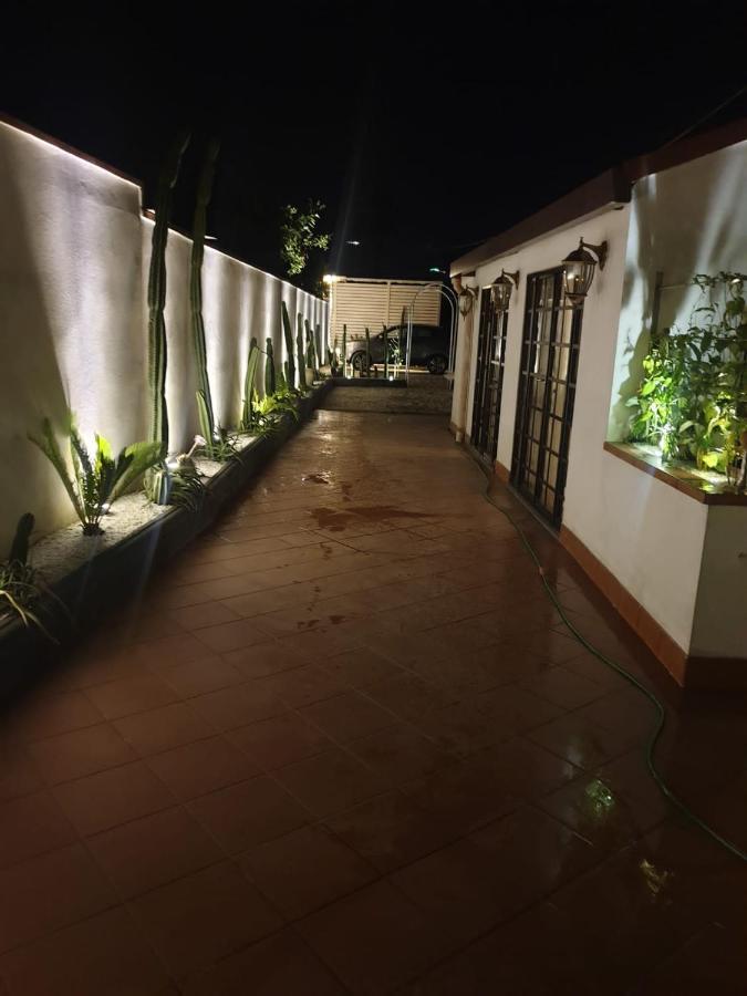 La Casa Del Fragnone Acomodação com café da manhã Pagani Exterior foto