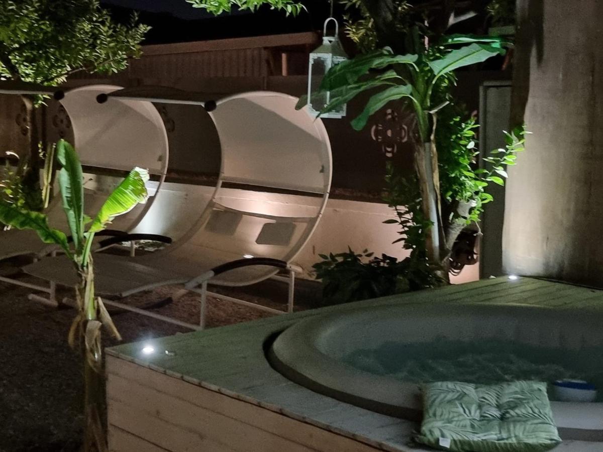 La Casa Del Fragnone Acomodação com café da manhã Pagani Exterior foto